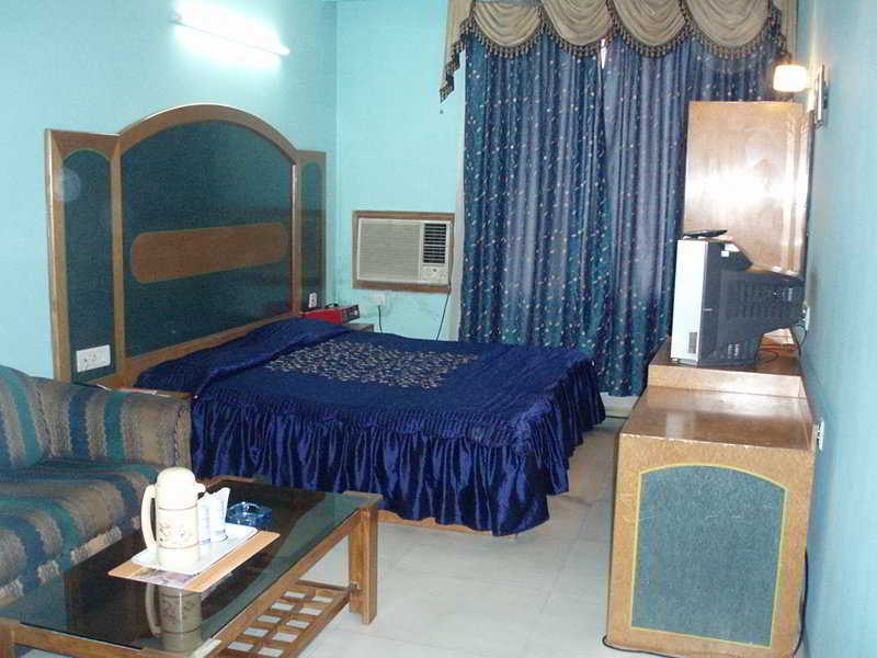 Fabhotel Ashu Palace Karol Bagh Delhi Pokój zdjęcie