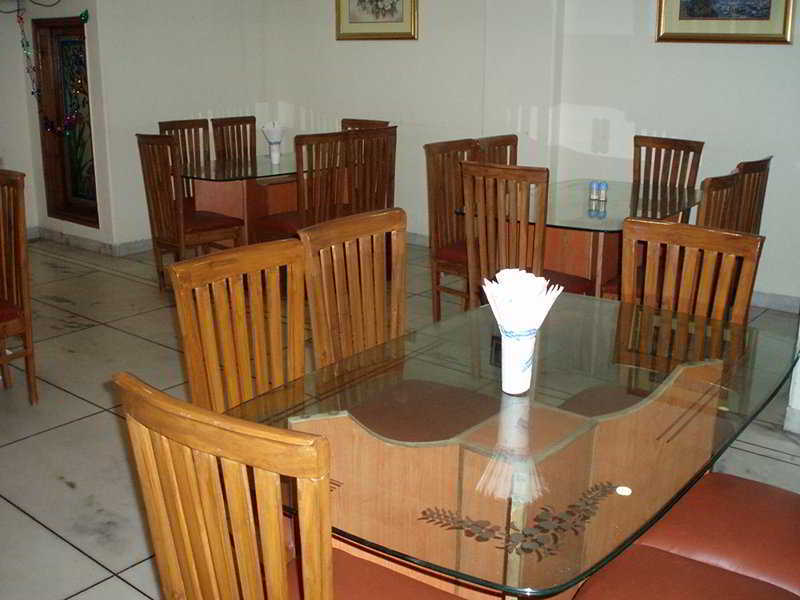 Fabhotel Ashu Palace Karol Bagh Delhi Restauracja zdjęcie